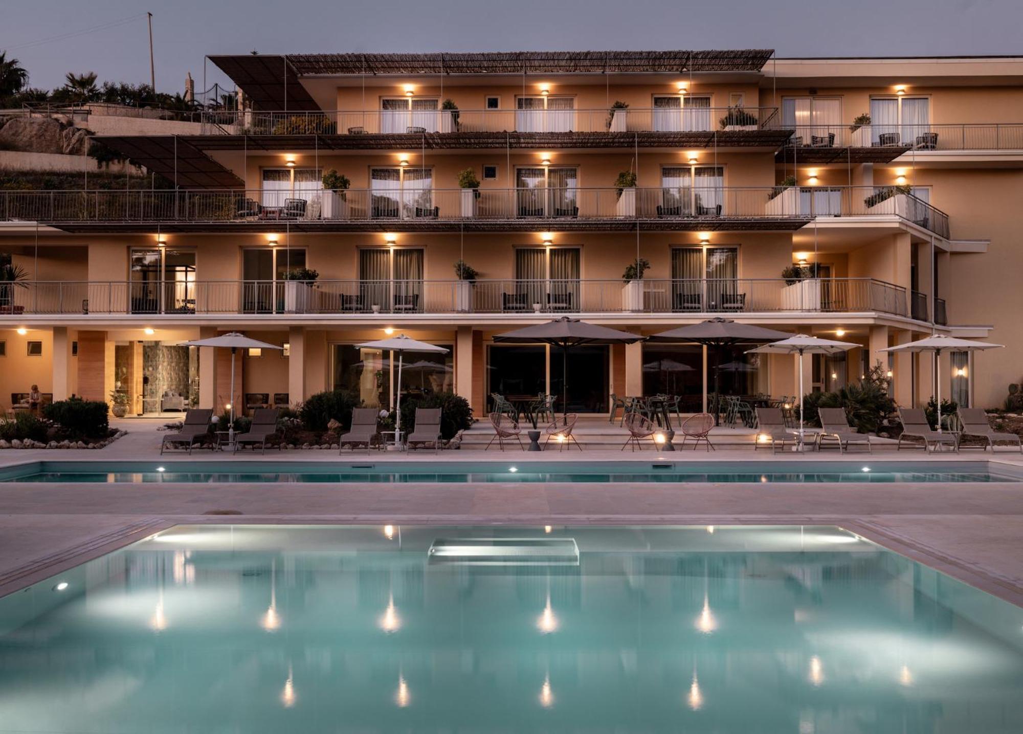 Luna Minoica Suites And Apartments Montallegro Exterior photo